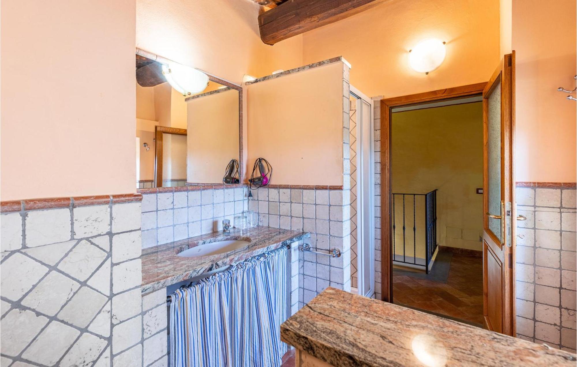 Awesome Home In Marliana With Kitchenette Extérieur photo