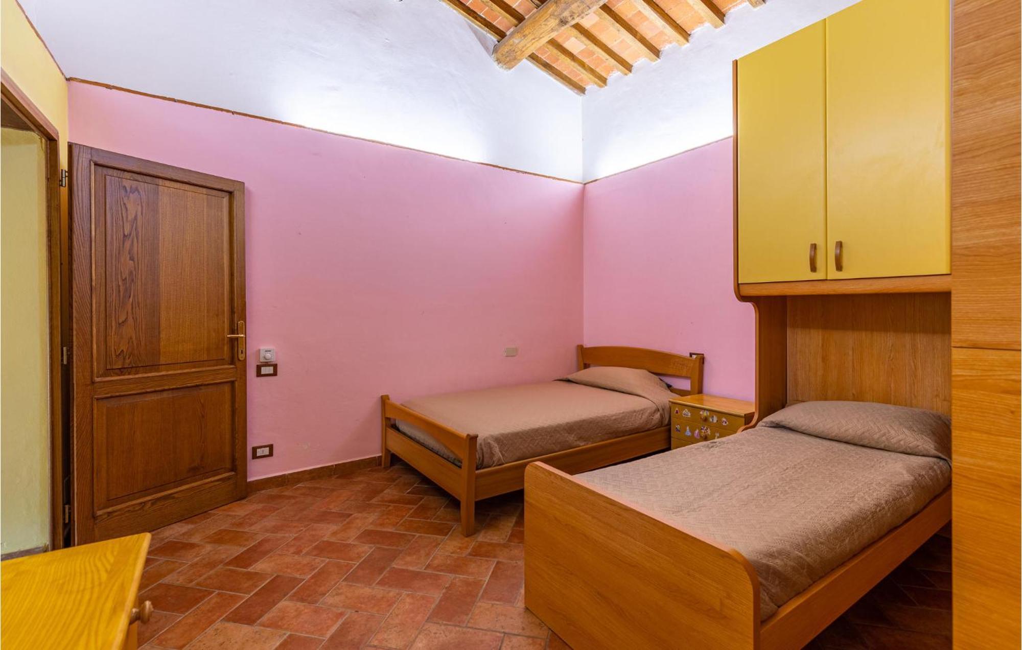 Awesome Home In Marliana With Kitchenette Extérieur photo