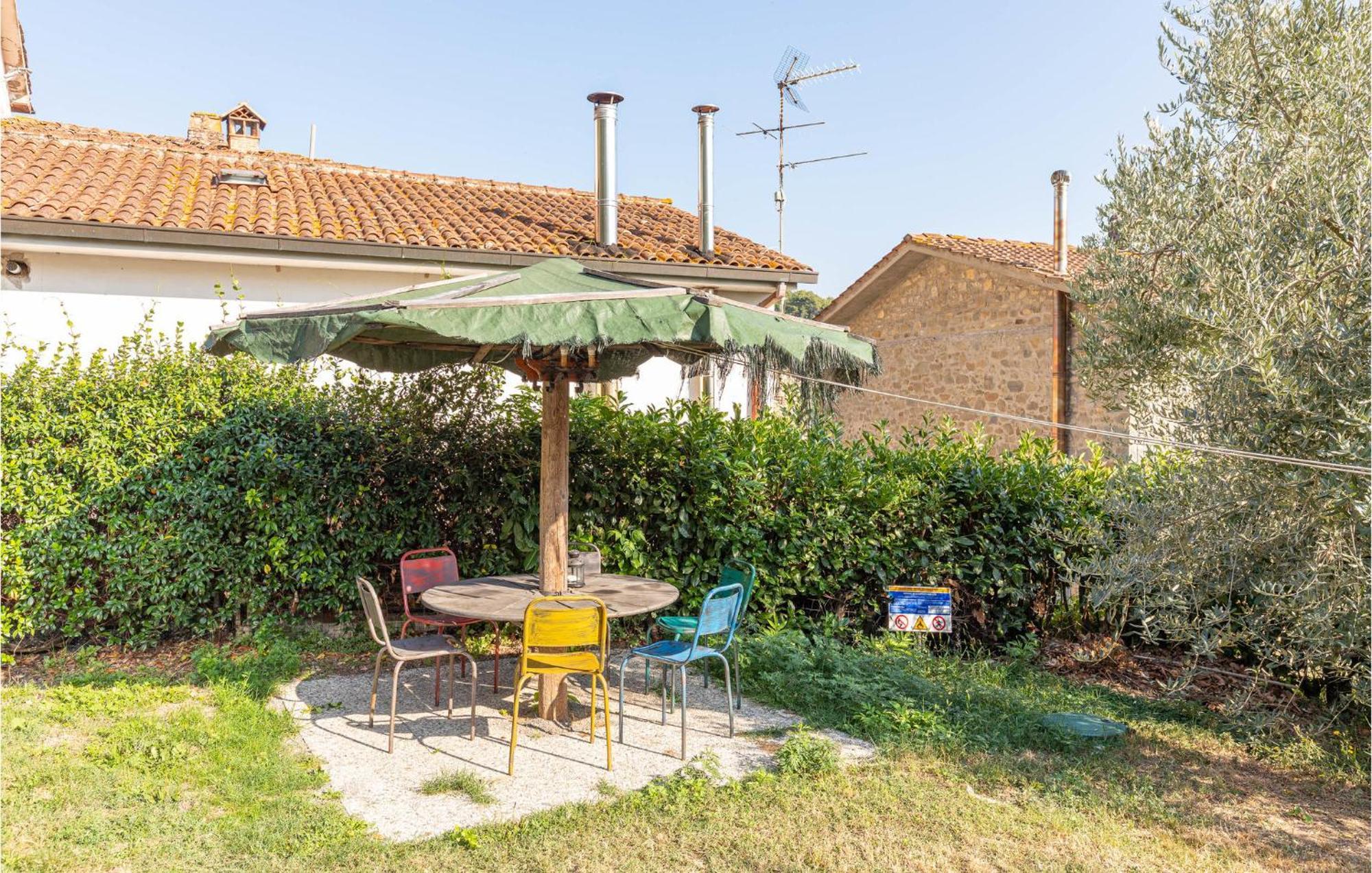 Awesome Home In Marliana With Kitchenette Extérieur photo