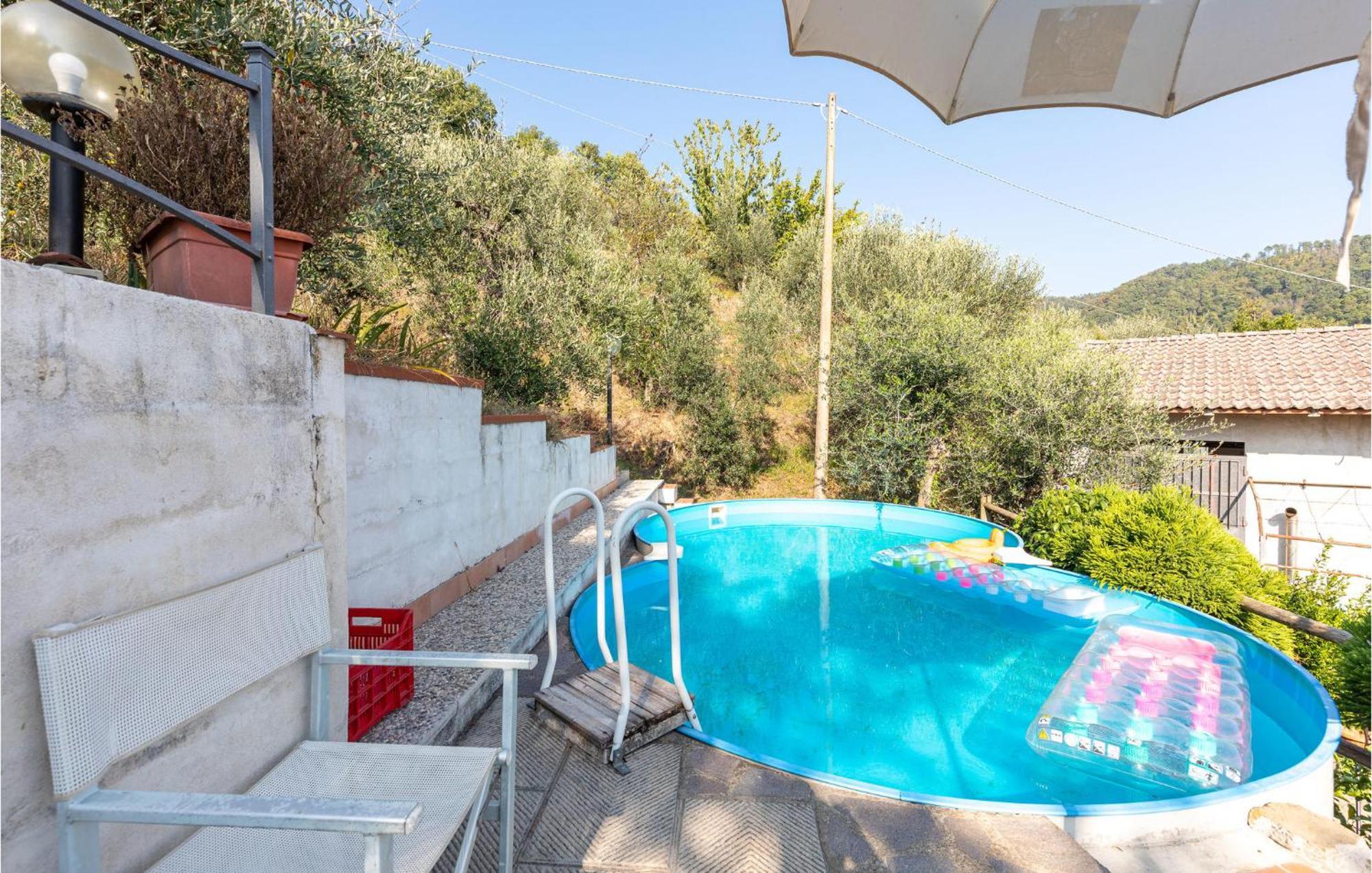 Awesome Home In Marliana With Kitchenette Extérieur photo